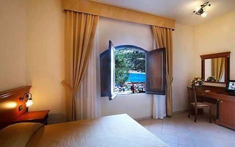 BAIA DELLE SIRENE BEACH RESORT