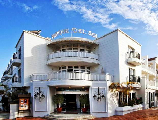 PARQUE DEL SOL APARTHOTEL