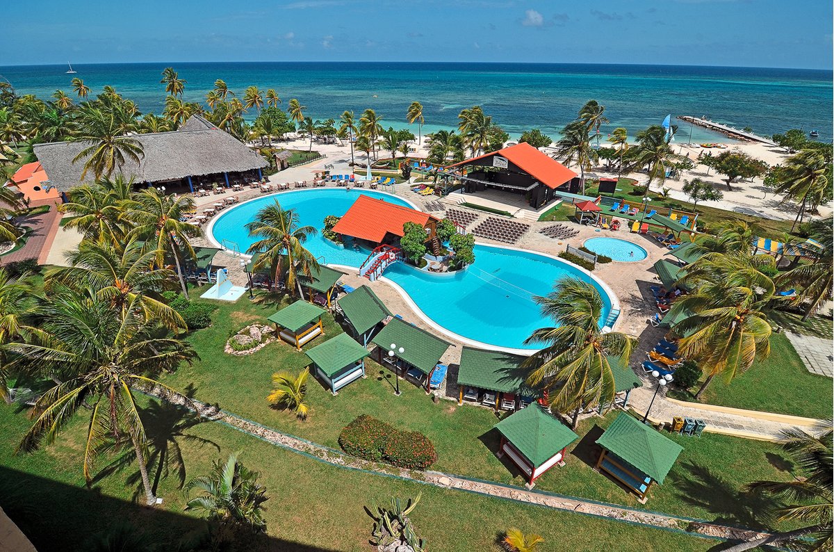 BRISAS GUARDALAVACA BEACH RESORT | Guardalavaca
