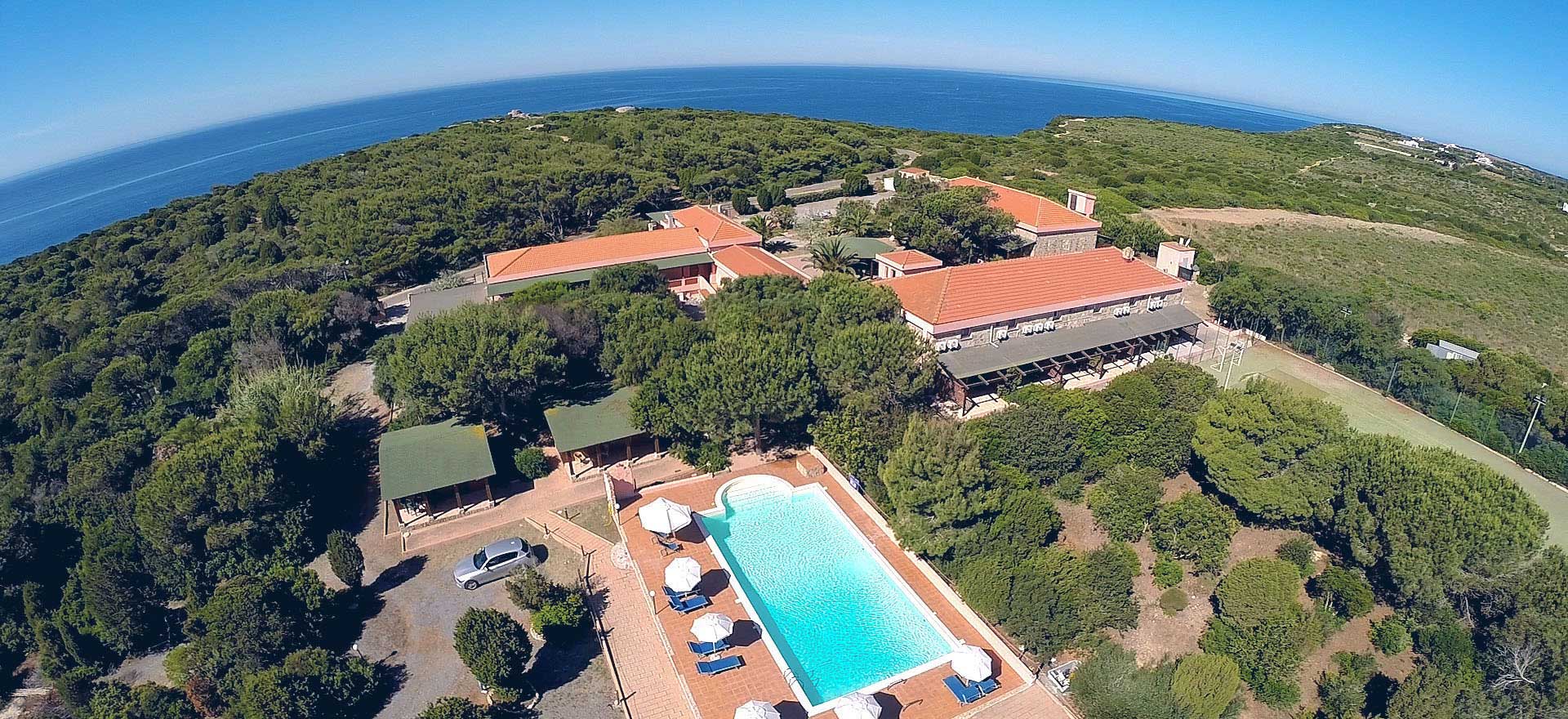 MEZZALUNA CLUB HOTEL | Carloforte 