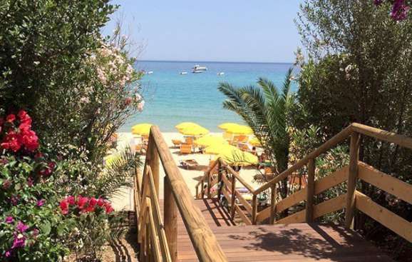 FREE BEACH CLUB | Costa Rei