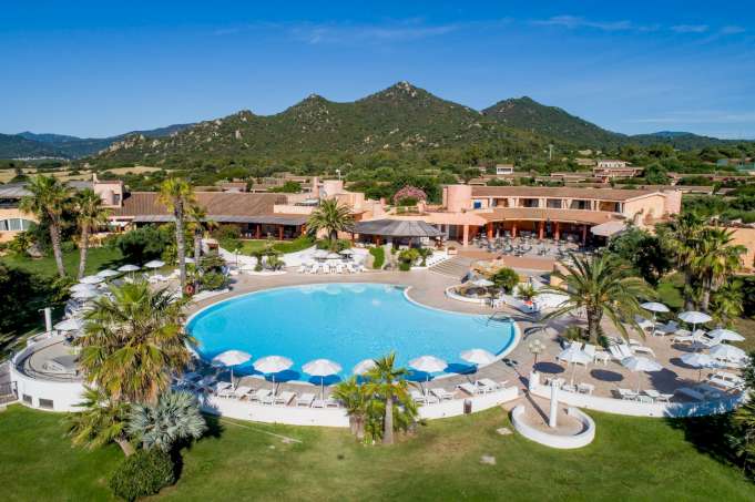 SANT'ELMO BEACH HOTEL | Castiadas
