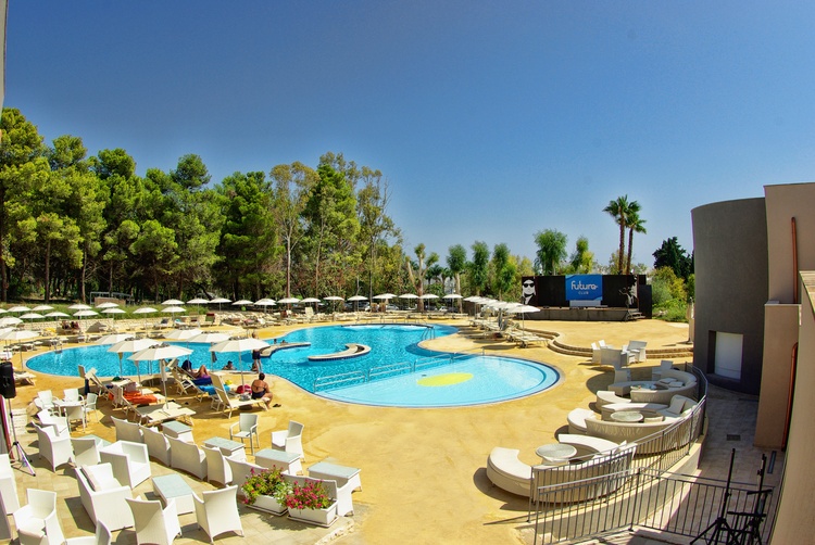 FUTURA CLUB SPIAGGE BIANCHE | Fontane Bianche 