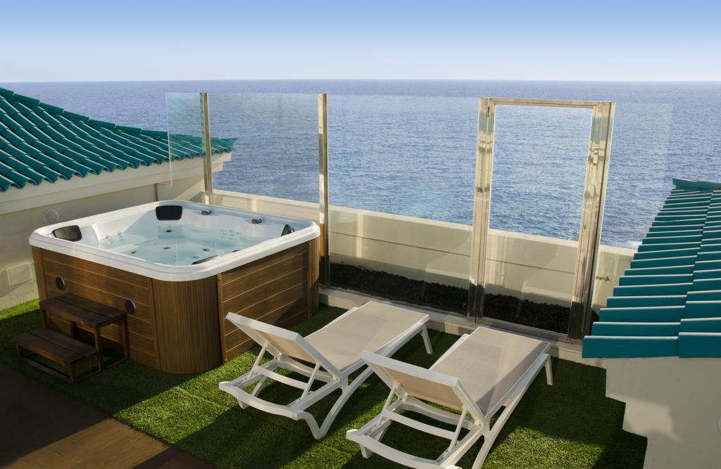 ROULETTE 4* HOTEL SBH TARO BEACH / HOTEL EREZA MAR *AI* | Fuerteventura