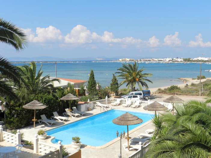 ROULETTE HOTEL LAGO DORADO / HOSTAL ROSAMAR** | Formentera
