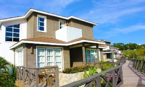 HENRY MORGAN BEACH RESORT