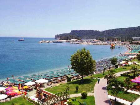 prezzi e offerte AMBASSADOR HOTEL su prezzi in promozione