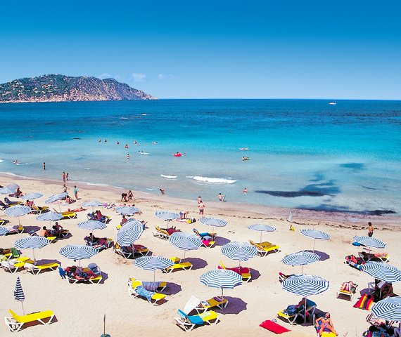 INVISA HOTEL CLUB CALA BLANCA | Ibiza