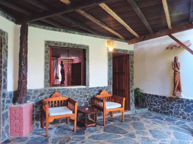MADIRO HOTEL | Madirokely
