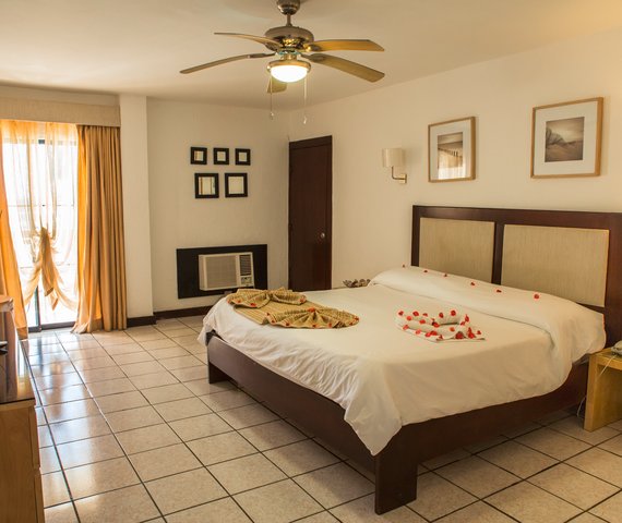 CORAL COSTA CARIBE BEACH RESORT | Juan Dolio