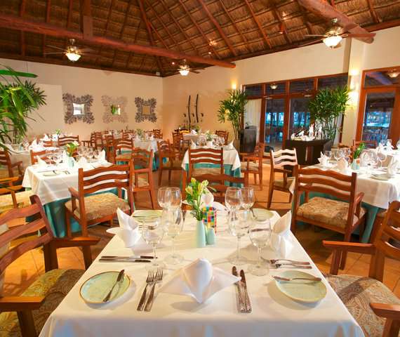 AKUMAL BAY BEACH & WELLNESS RESORT | Akumal