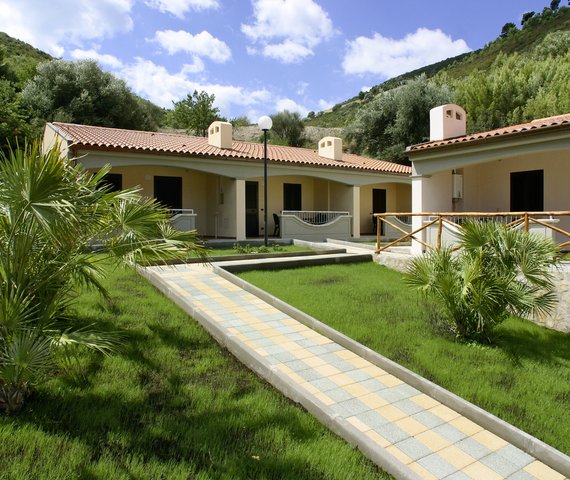 PUGNOCHIUSO RESORT HOTEL DEGLI ULIVI | Pugnochiuso