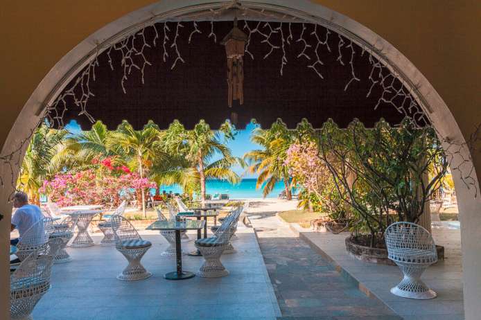 CHARELA INN BEACH RESORT | Negril