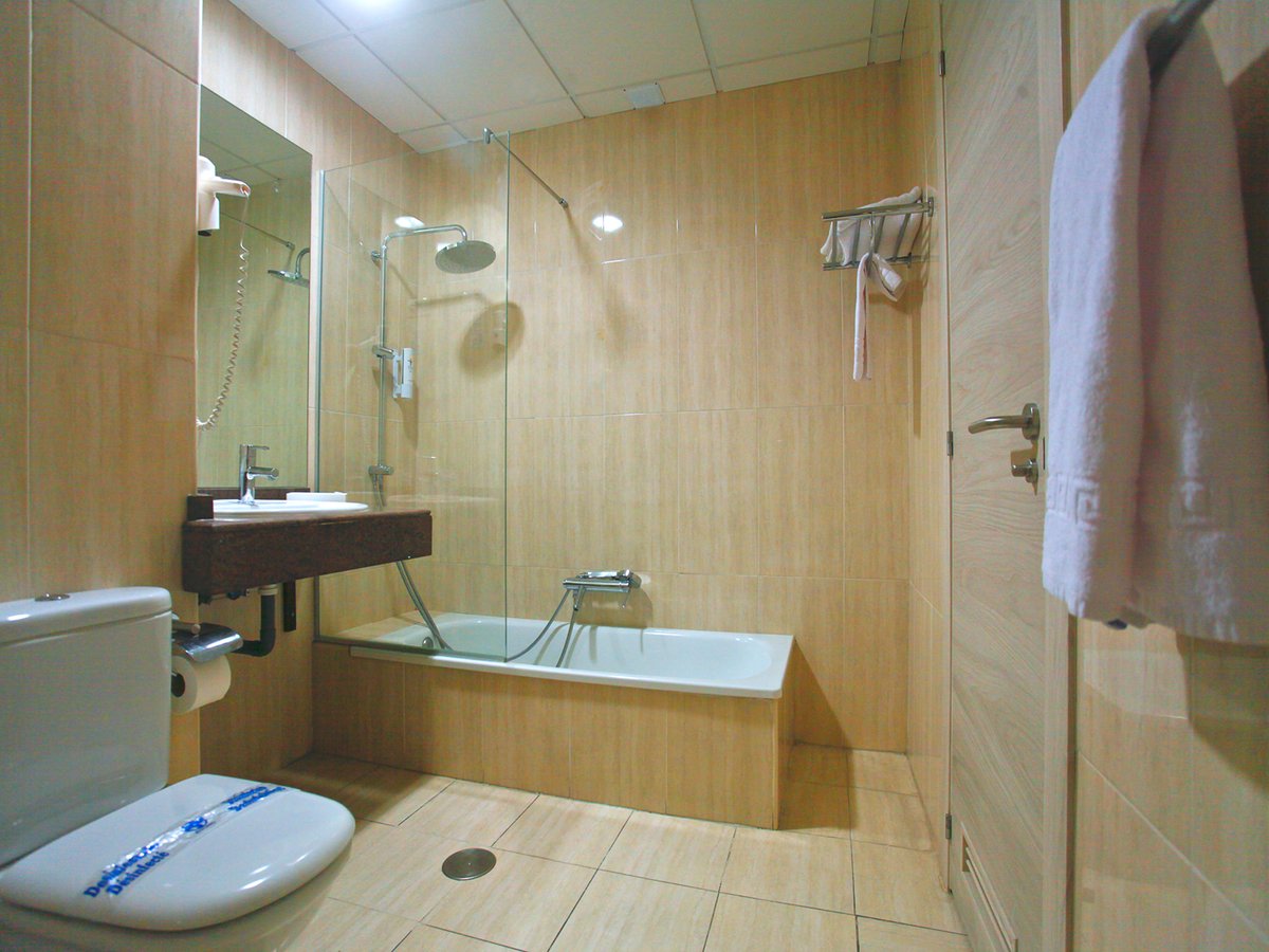 PALIA LAS PALOMAS HOTEL | Torremolinos