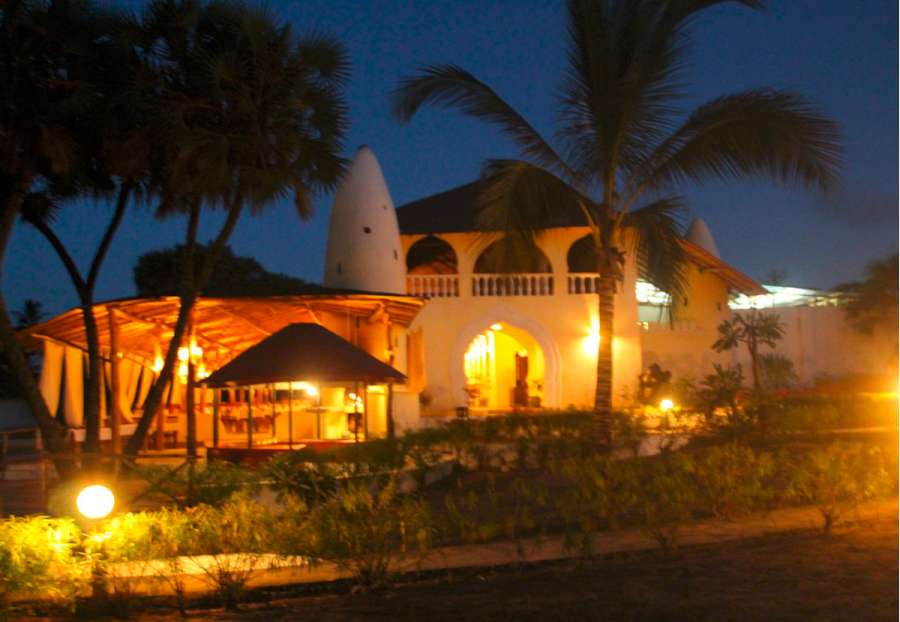 ANGEL'S BAY KITE & BEACH SPORT RESORT | Mambrui