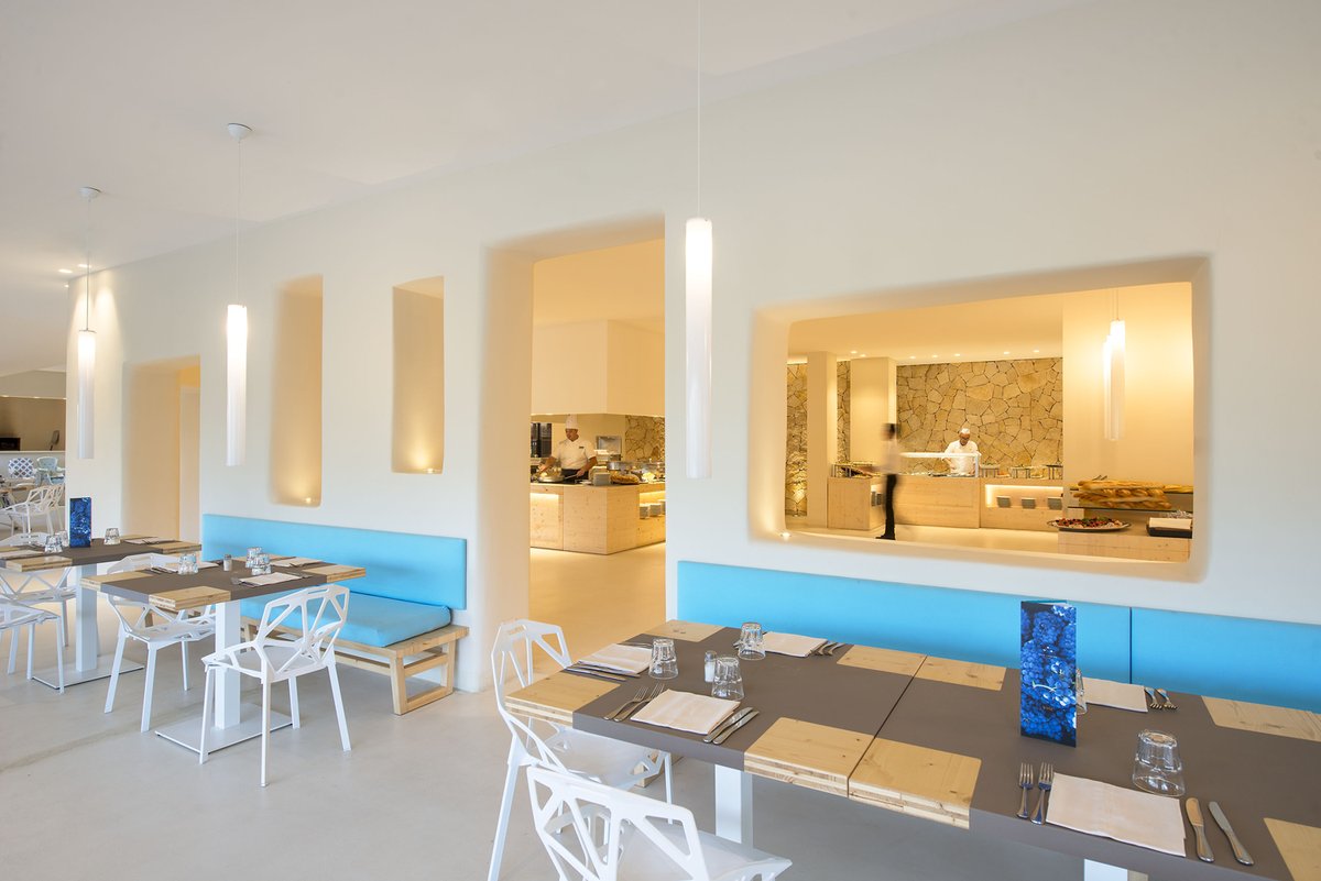 CHIA LAGUNA - HOTEL BAIA | Chia