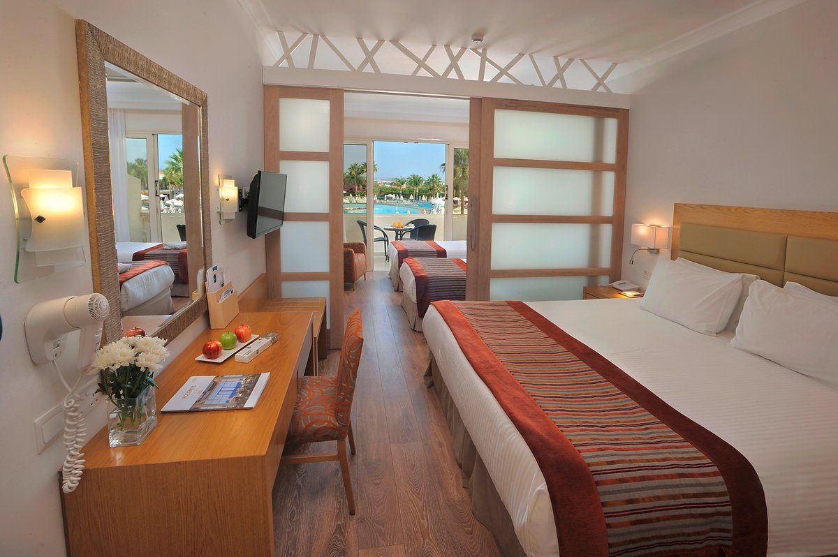 OLYMPIC LAGOON RESORT | Ayia Napa