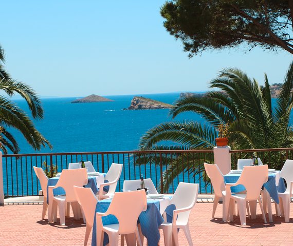 HOTEL CLUB CALA AZUL | Ibiza