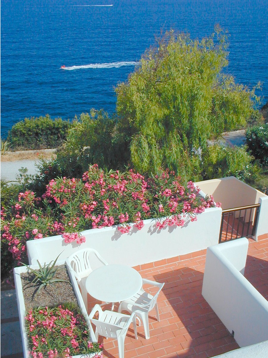 HOTEL CLUB CALA AZUL | Ibiza