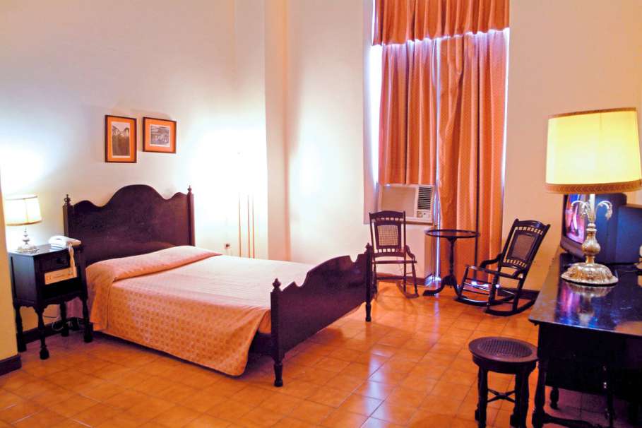 HOTEL PLAZA | Havana