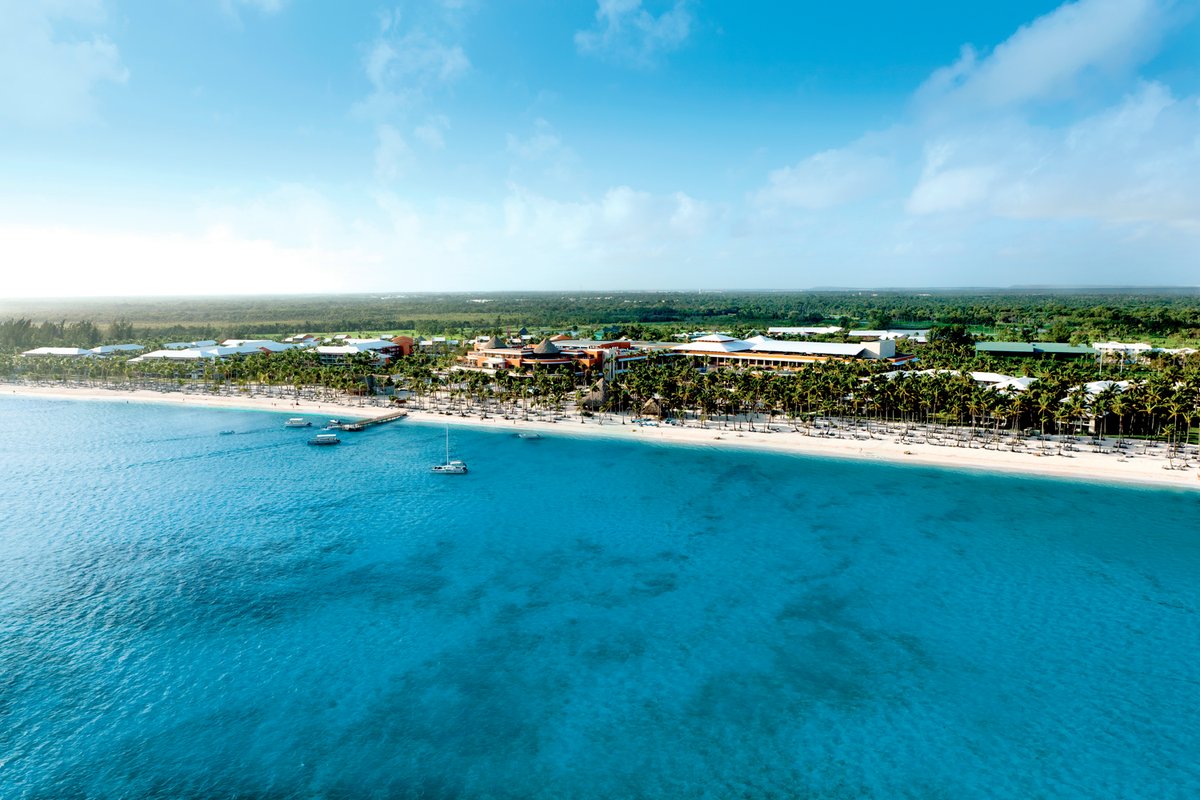 BARCEL\U00F3 B\U00E1VARO PALACE | Punta Cana