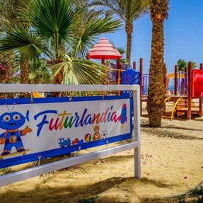 FUTURA CLUB BRAYKA BAY