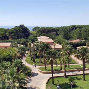 Calabria . . . . . . . . . . . [Capo Rizzuto]